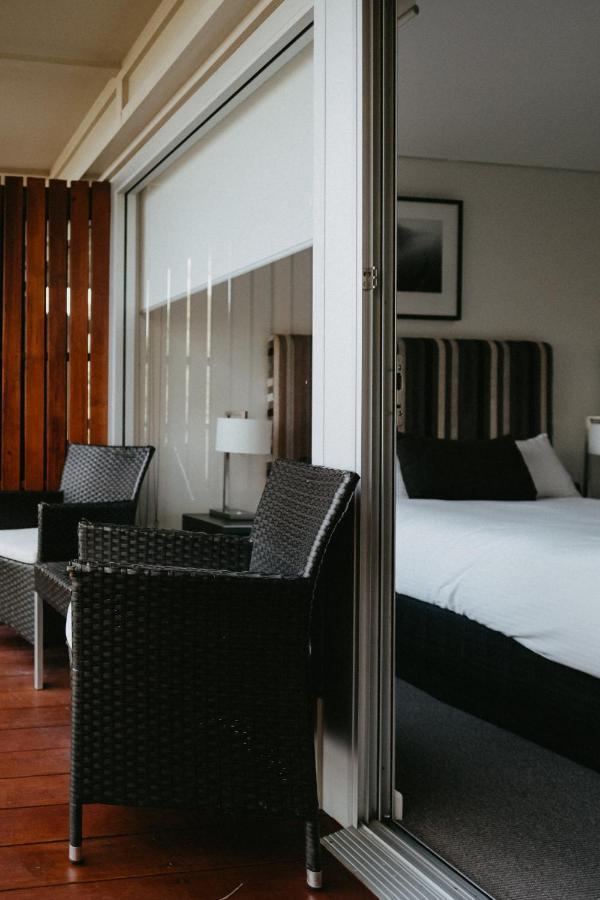 เมอร์คียวเคลียร์เม้าเท่นล็อดจ์โฮเต็ล Hotel Mount Samson ภายนอก รูปภาพ